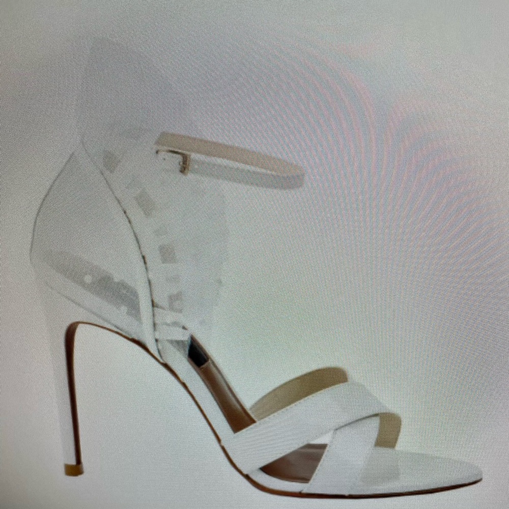 Heels - Picture 3 of 5